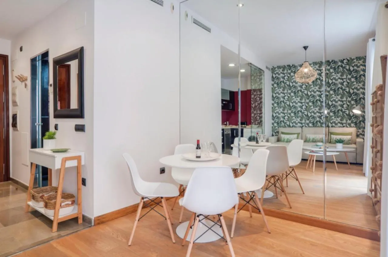 Holidays2Malaga Carreteria Apartment Spain